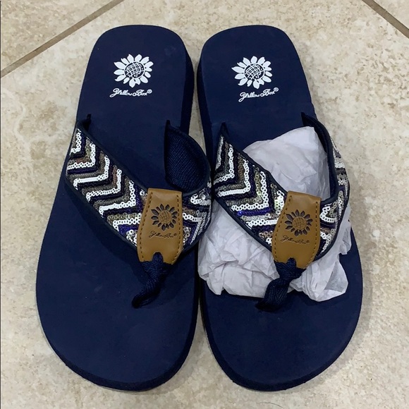 navy blue yellow box flip flops